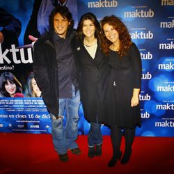 Sergio Peris Mencheta, Marta Solaz y Fátima Baeza en el estreno de 'Maktub'