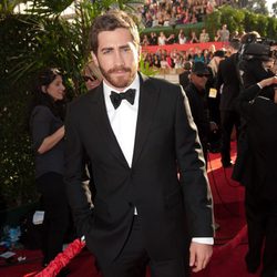 Jake Gyllenhaal en la alfombra roja de los Globos de Oro 2011