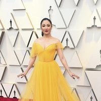 Constance Wu en la alfombra roja de los Premios Oscar 2019