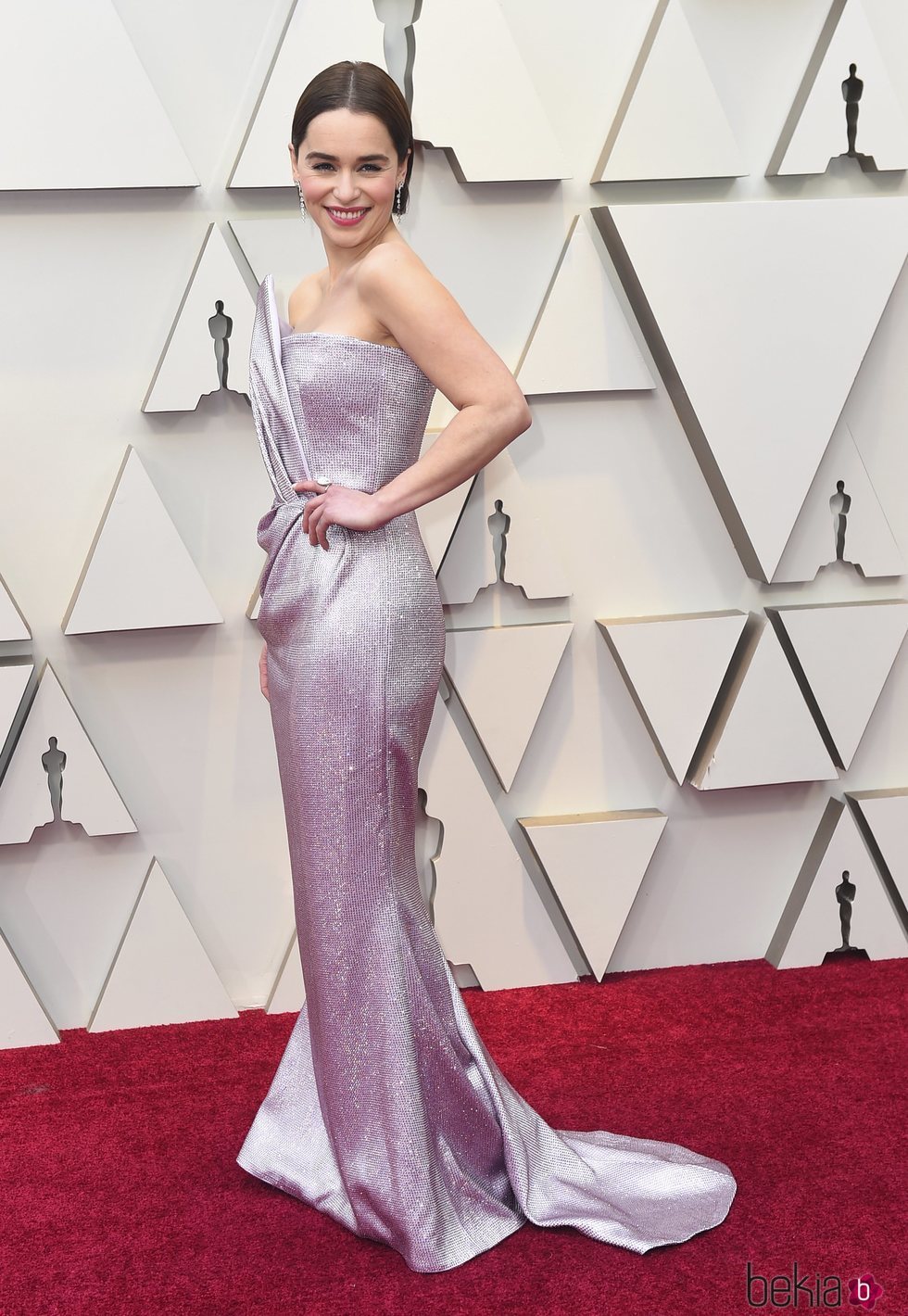 Emilia Clarke en la alfombra roja de los Premios Oscar 2019
