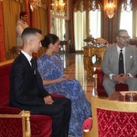 El Príncipe Harry y Meghan Markle con Mohamed VI y Moulay Hassan de Marruecos