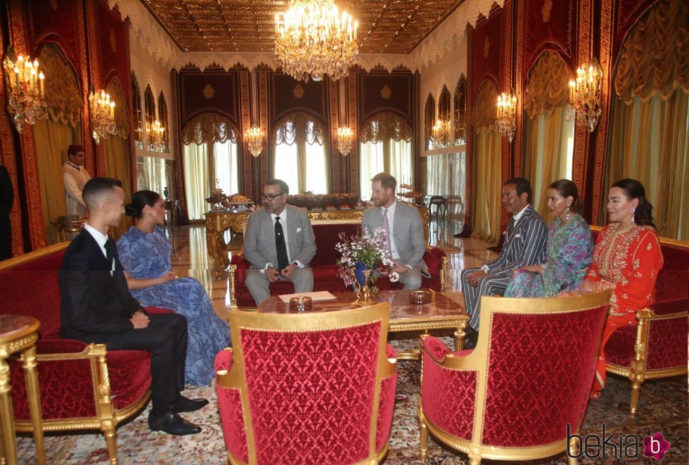 El Príncipe Harry y Meghan Markle con la Familia Real de Marruecos