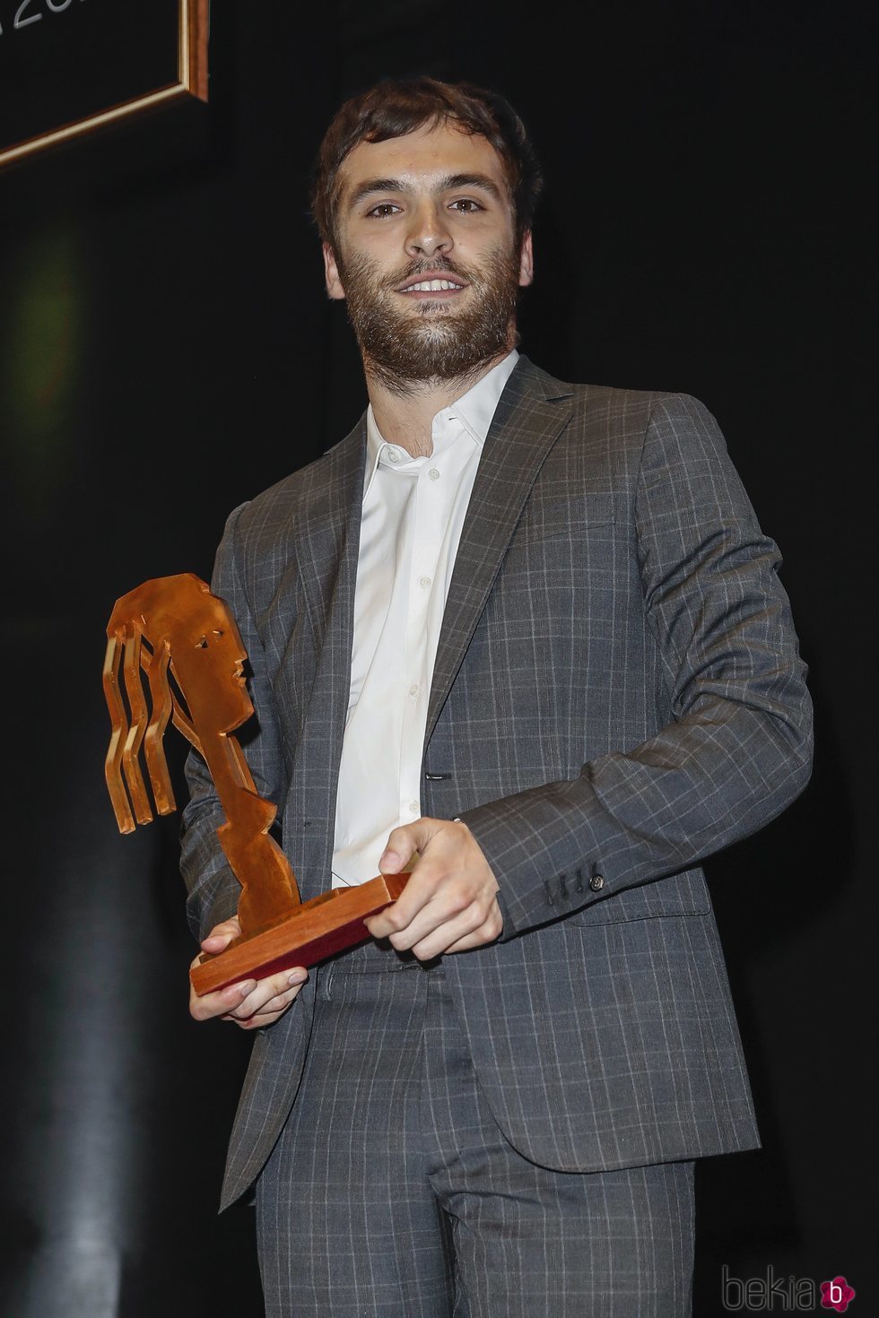Ricardo Gómez con su premio Fotograma de Plata 2018