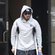 Zac Efron sale del hospital tras su operación de rodilla