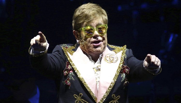 Elton John en un concierto en Nueva York