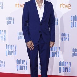 Alberto Iglesias en la alfombra roja de 'Dolor y gloria'