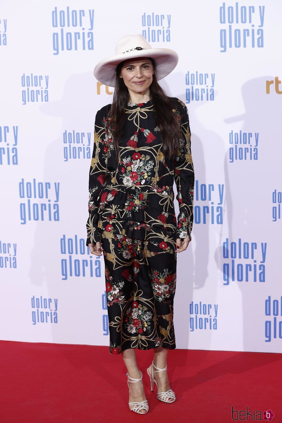 Elena Anaya en la alfombra roja de 'Dolor y gloria'