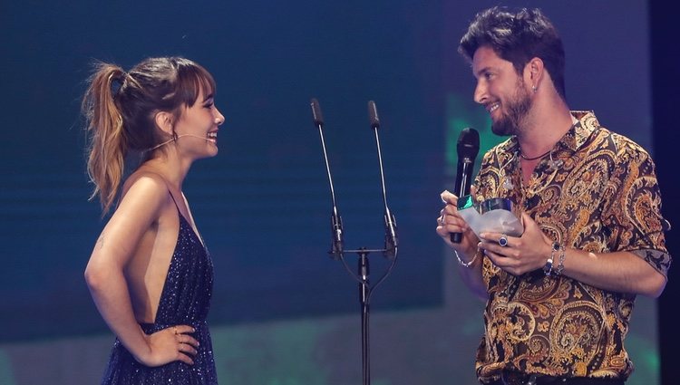 Aitana Ocaña y Manuel Carrasco en los Premios Cadena Dial 2019 en Tenerife