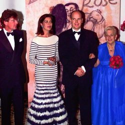 El Príncipe Alberto, la Princesa Carolina, la Princesa Antoinette y Ernesto de Hannover en el Baile de la Rosa 2000