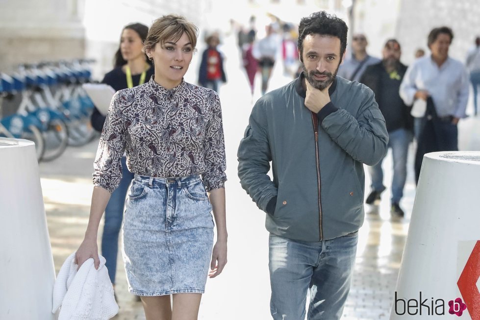 Rodrigo Sorogoyen y Marta Nieto paseando por Málaga