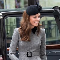 Kate Middleton acompaña a la Reina Isabel al King's College