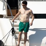 Nick Jonas, a bordo de un yate luciendo tipazo
