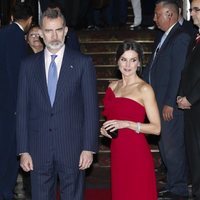 El Rey Felipe VI y la Reina Letizia en la cena de honor al Presidente Macri y la Primera Dama durante su Viaje de Estado a Argentina