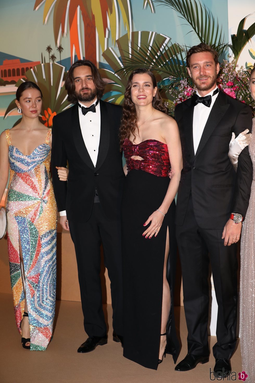 Alexandra de Hannover, Dimitri Rassam, Carlota Casiraghi y Pierre Casiraghi en el Baile de la Rosa 2019