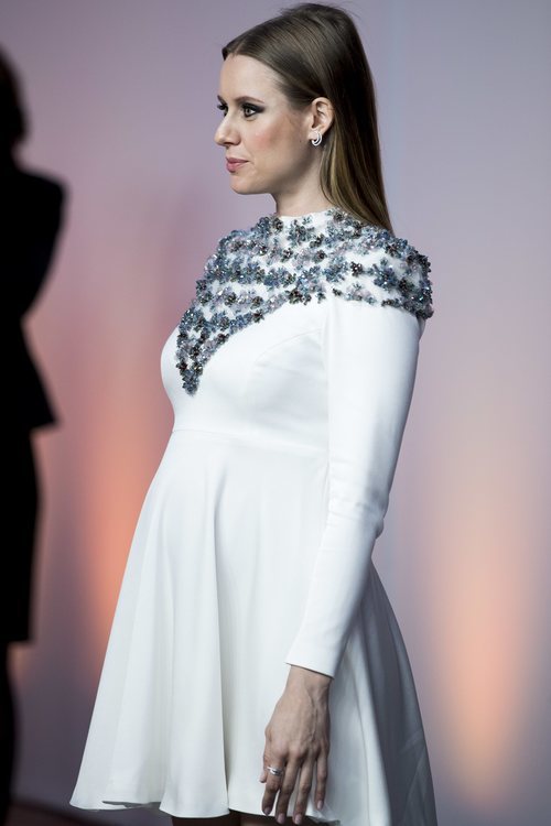 Manuela Vellés presumiendo de embarazo en la presentación de la sede de Netflix en Europa