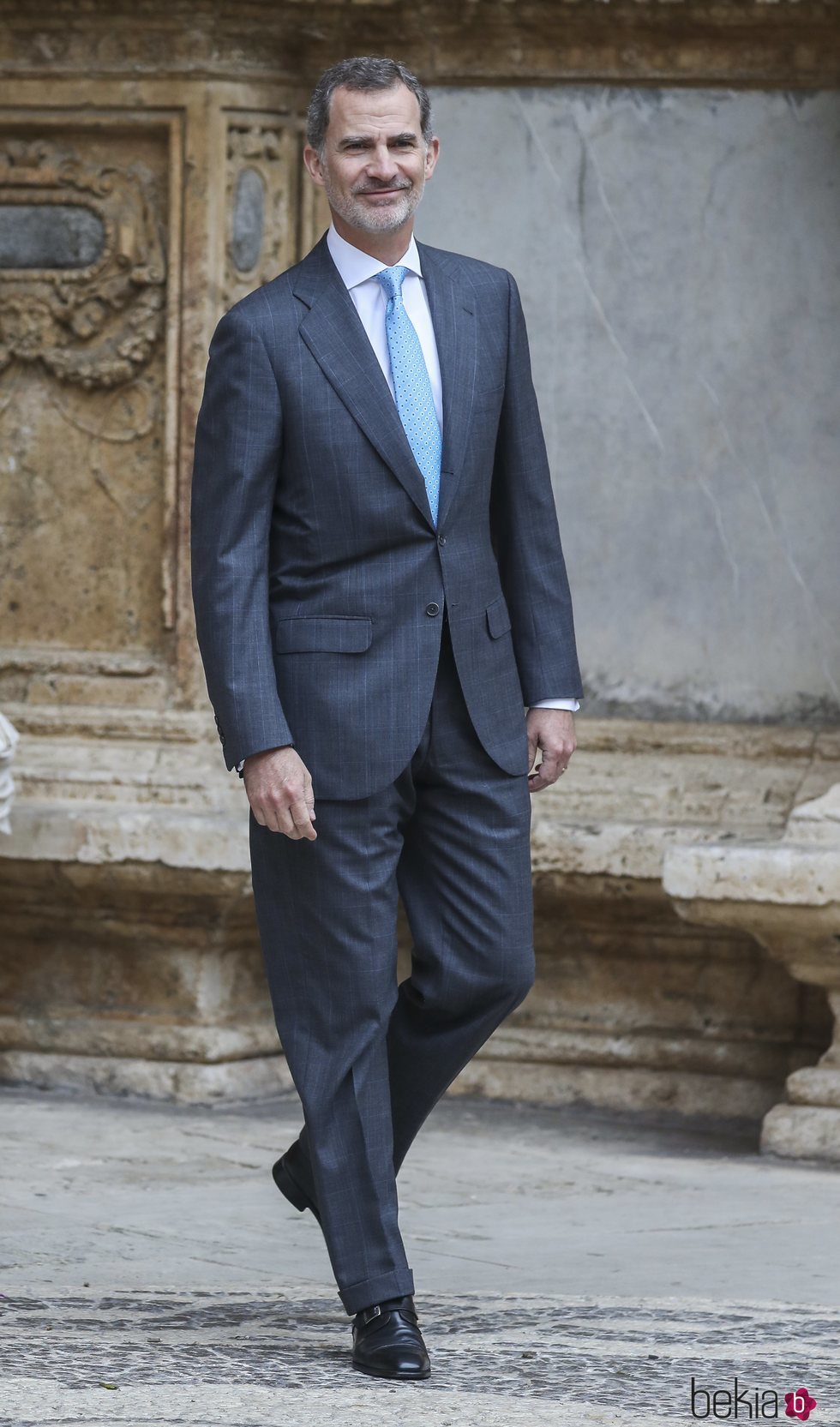El Rey Felipe VI sale de la Misa de Pascua 2019