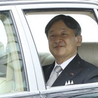 EL Príncipe Heredero Naruhito llega a la ceremonia de abdicación del Emperador Akihito el 30 de abril de 2019