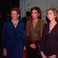 La Reina Sofía con Ana María de Grecia, Farah Diba y Noor de Jordania