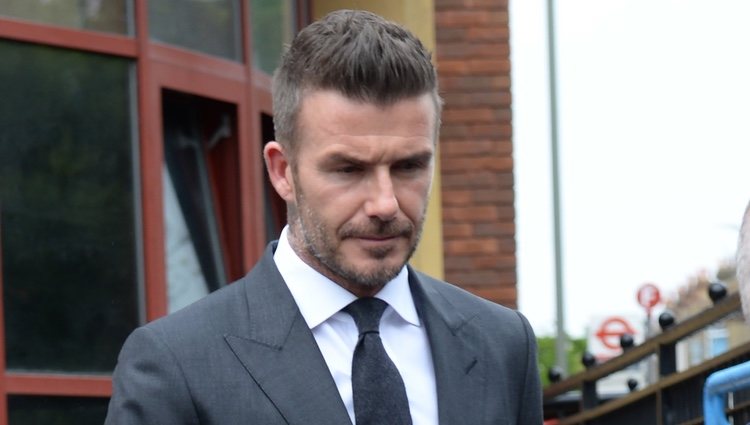 David Beckham saliendo de los Juzgados tras retirarle el carnet de conducir 6 meses