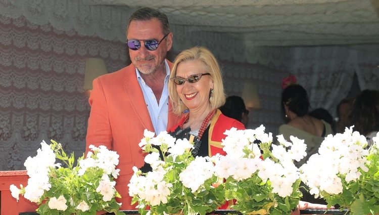 Carlos Herrera y Rosa Díez en la Feria de Abril 2019