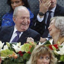 Los Reyes Juan Carlos y Sofía,  a carcajadas en el Mutua Madrid Open 2019