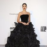 Sara Sampaio en la gala amfAR en el Festival de Cannes 2019