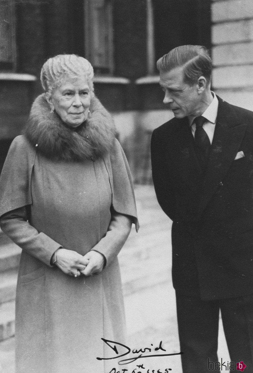 La Reina María de Teck y el Duque de Windsor