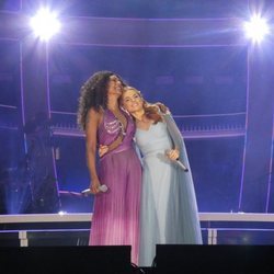 Mel B y Geri Halliwell en el primer concierto de la gira Spice World Tour 2019