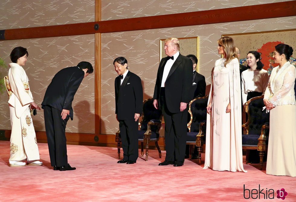 Donald y Melania Trump junto al Emperador Naruhito de Japón y su mujer en la recepción a la cena de Estado