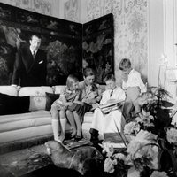 Alberto y Paola de Bélgica con sus tres hijos