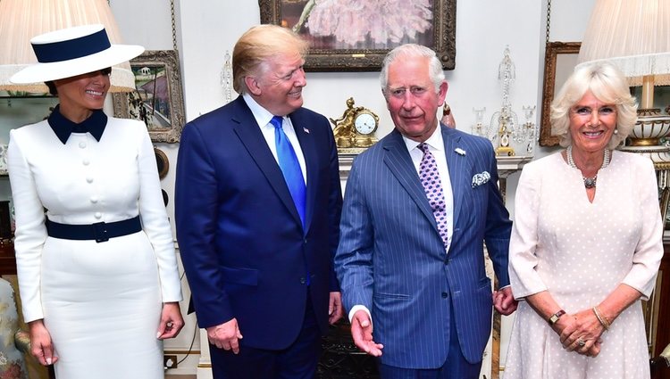 El Príncipe Carlos y la Duquesa de Cornualles toman el té con el matrimonio Trump en su Viaje de Estado a Reino Unido