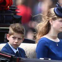 James Mountbatten-Windsor y Lady Louise Mountbatten-Windsor en Trooping the Colour 2019