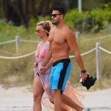 Britney Spears y Sam Asghari de vacaciones en la playa de Miami