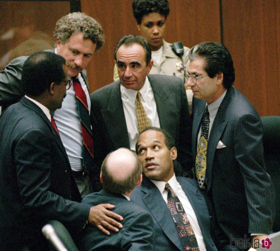 O. J. Simpson y su equipo de abogados durante el famoso juicio de 1995