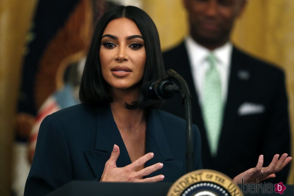 Kim Kardashian en una conferencia sobre la reforma de la justicia penal en la Casa Blanca