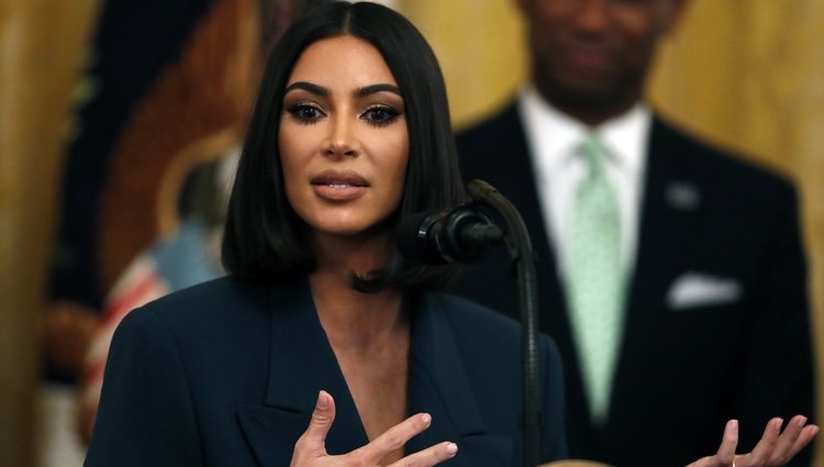 Kim Kardashian en una conferencia sobre la reforma de la justicia penal en la Casa Blanca