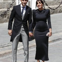 Jesús Navas y Alejandra Moral a su llegada a la boda de Pilar Rubio y Sergio Ramos