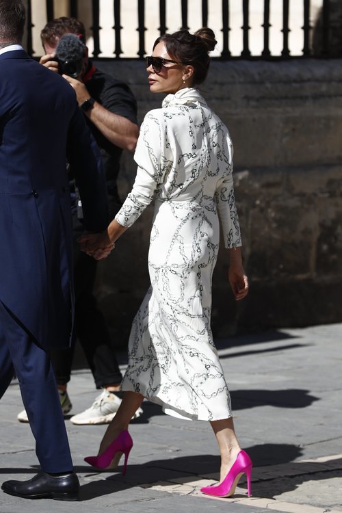 Victoria Beckham a su llegada a la boda de Pilar Rubio y Sergio Ramos
