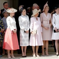 Sophie Rhys-Jones, la Reina Letizia, Camilla Parker, Máxima de Holanda y Kate Middleton en la procesión de la Orden de la Jarretera 2019