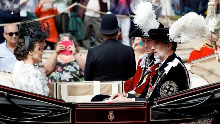 Los Reyes Felipe y Letizia con el Príncipe Guillermo y Kate Middleton en la procesión de la Orden de la Jarretera
