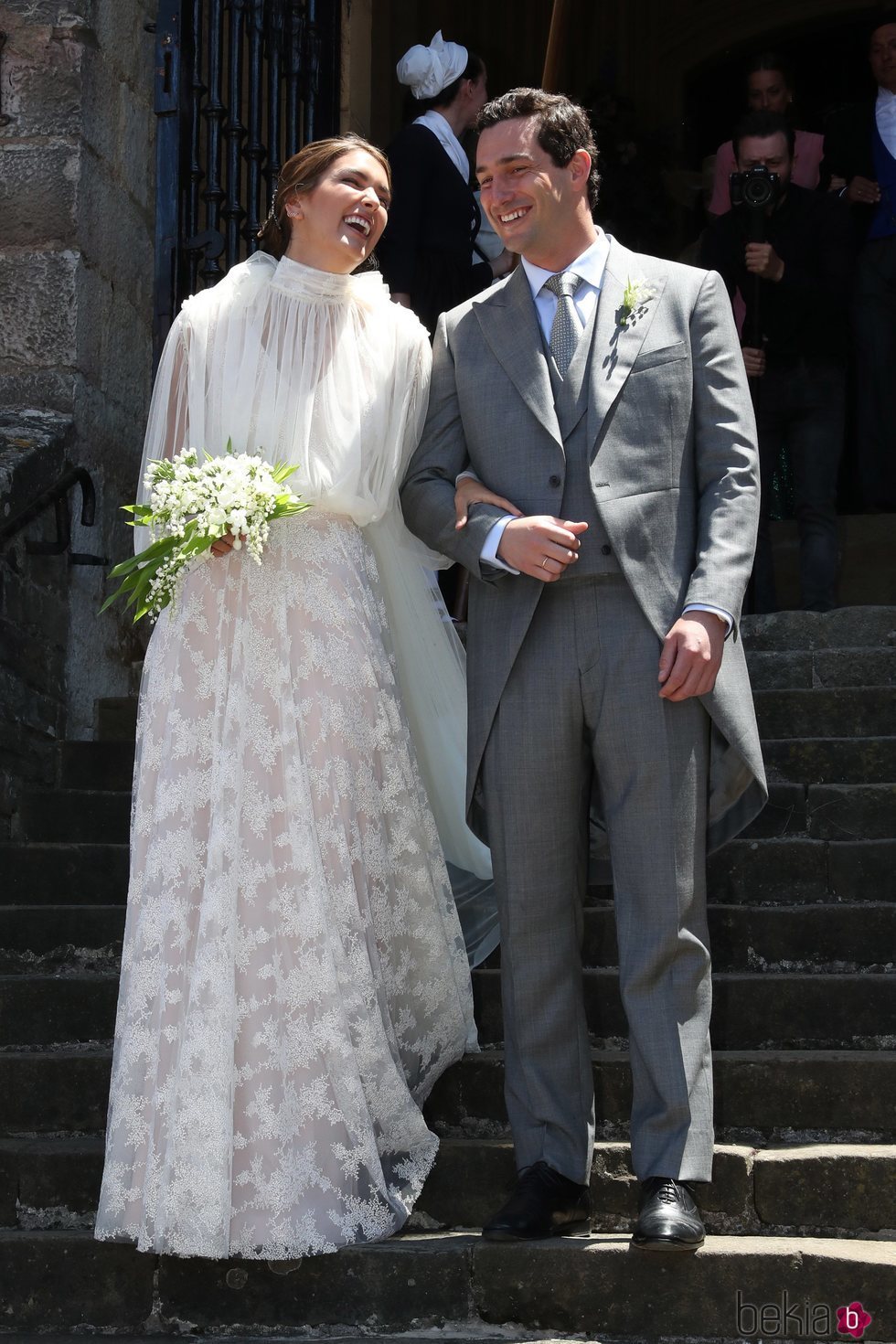 Valentina Suárez-Zuloaga y Manuel de Lacalle tras la celebración de su boda