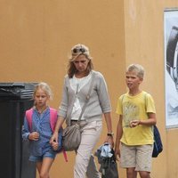 La Infanta Cristina con sus hijos Miguel e Irene Urdangarin en Ginebra