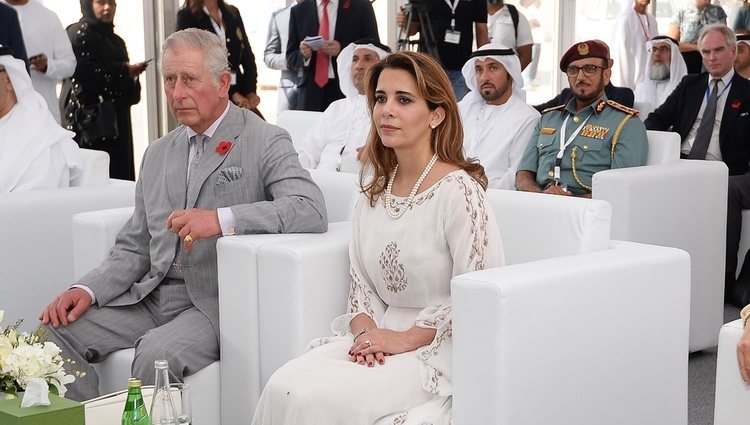 La Princesa Haya de Jordania junto al Príncipe Carlos de Inglaterra