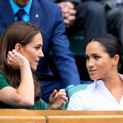 Kate Middleton y Meghan Markle en la final de Wimbledon 2019