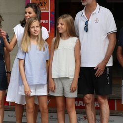 Los Reyes Felipe y Letizia, la Princesa Leonor y la Infanta Sofía en su primera aparición en Mallorca 2019