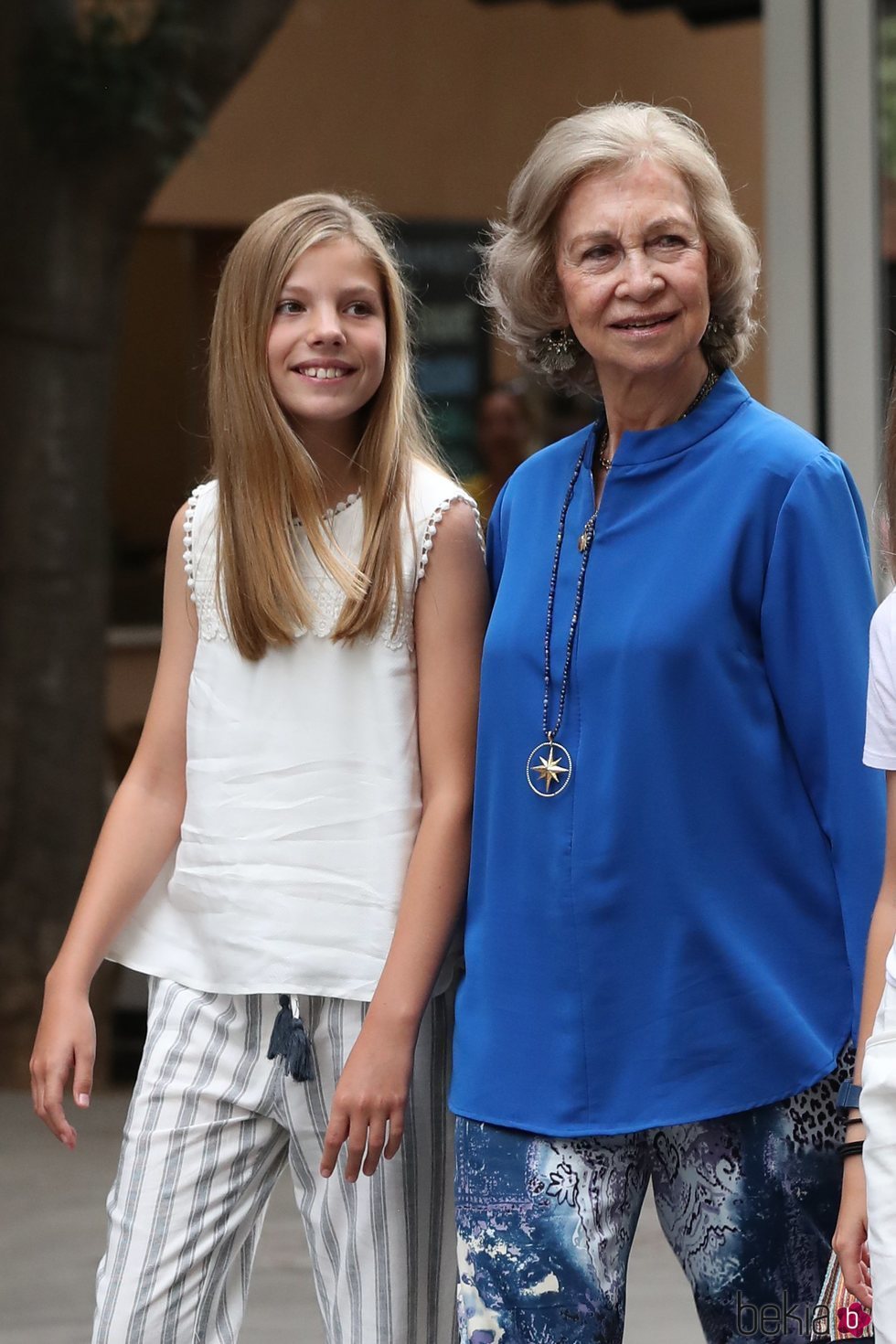 La Infanta Sofía y la Reina Sofía en el cine en Palma