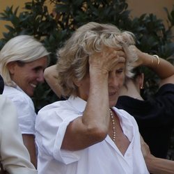 Mercedes Milá, muy afectada en el funeral de su madre