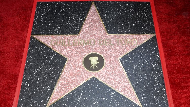 Estrella de Guillermo del Toro en el Paseo de la Fama de Hollywood