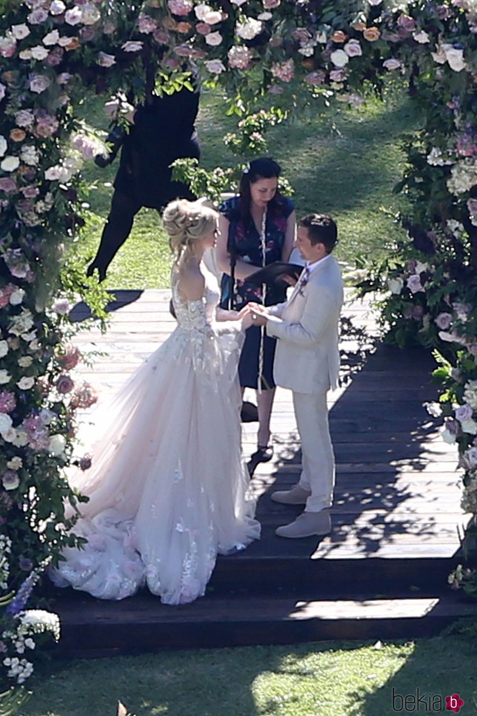 Matt Bellamy y Elle Evans se dan el 'sí quiero' en una boda secreta