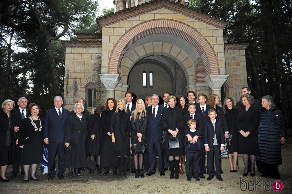 La Familia Real Griega en el 50 aniversario de la muerte del Rey Pablo I